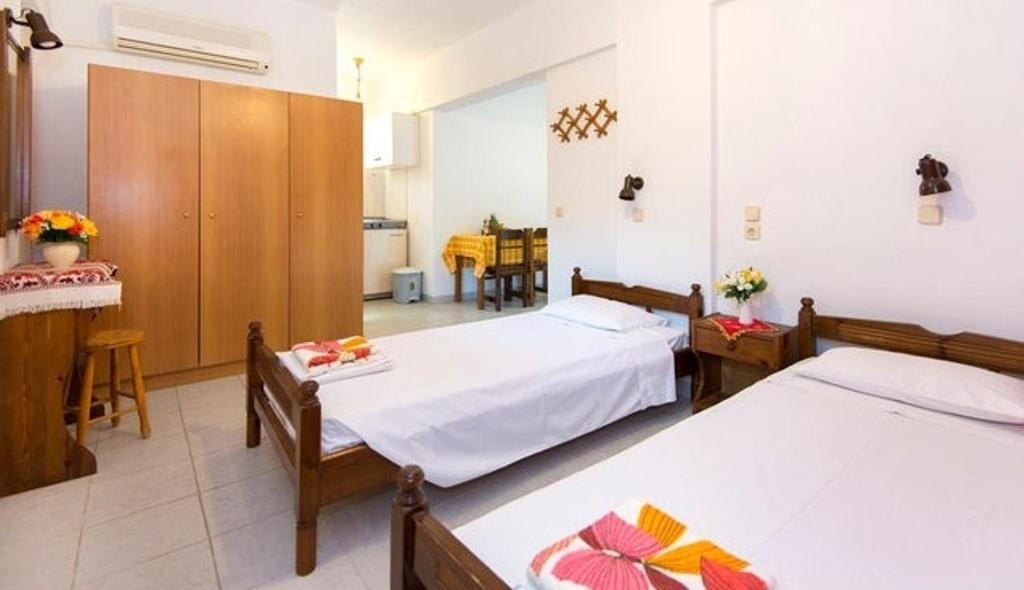 Hotel de apartamente Evi And 3*